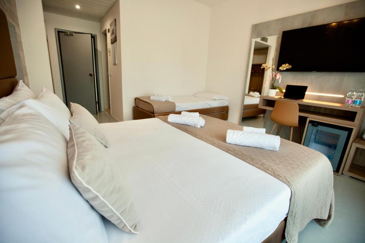 Hotel Maestri Riccione Esterno foto