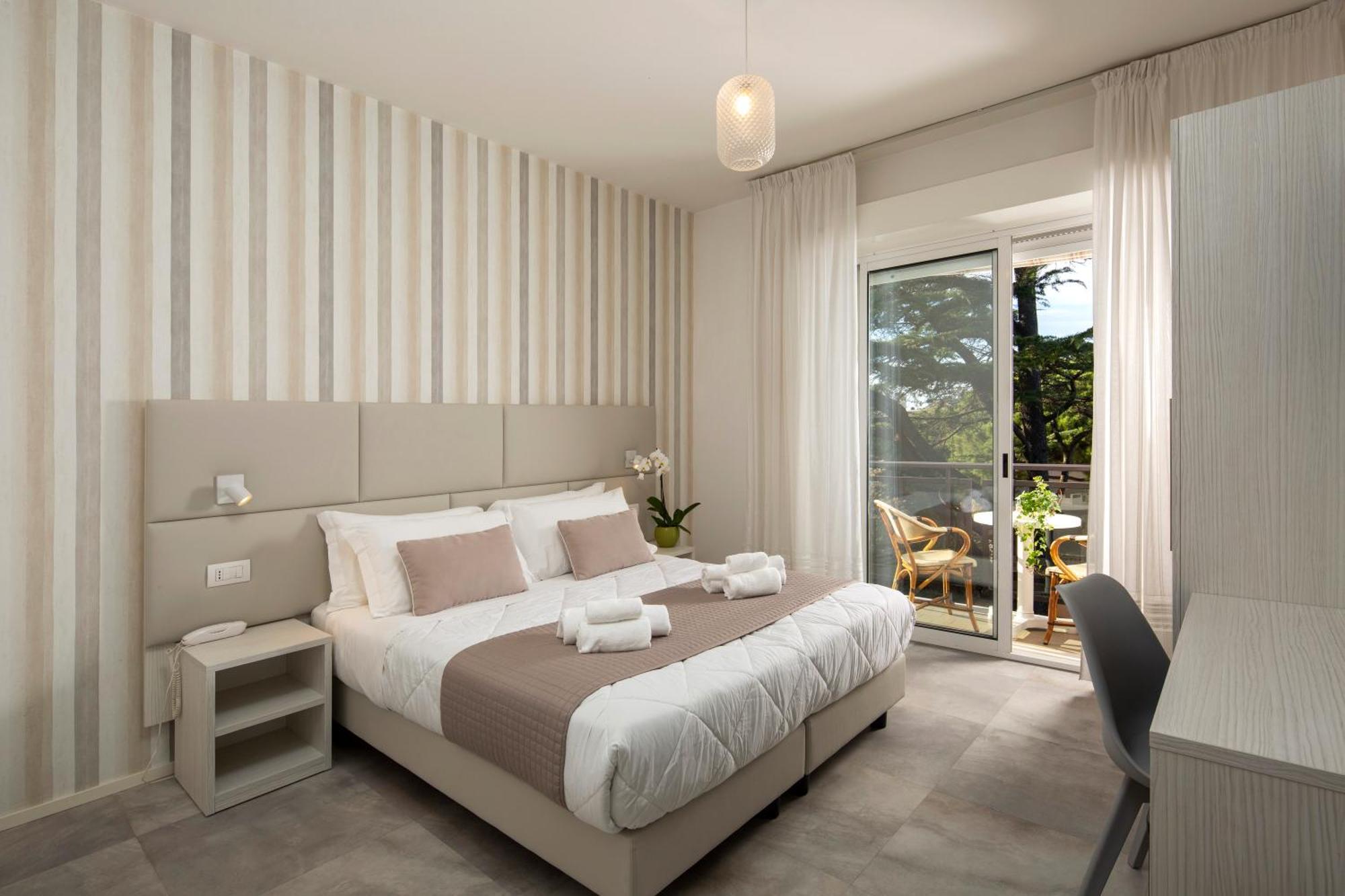 Hotel Maestri Riccione Esterno foto