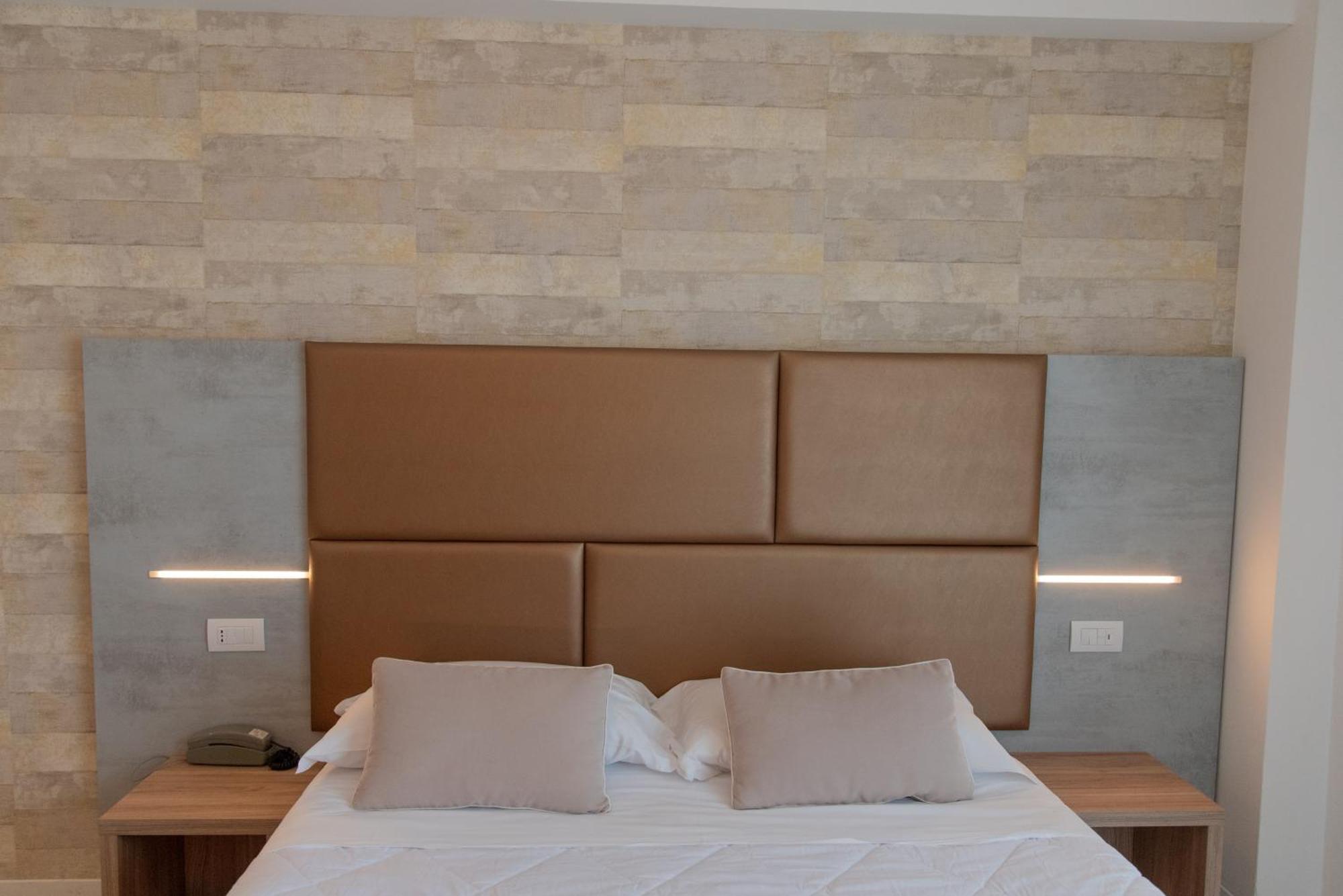 Hotel Maestri Riccione Esterno foto