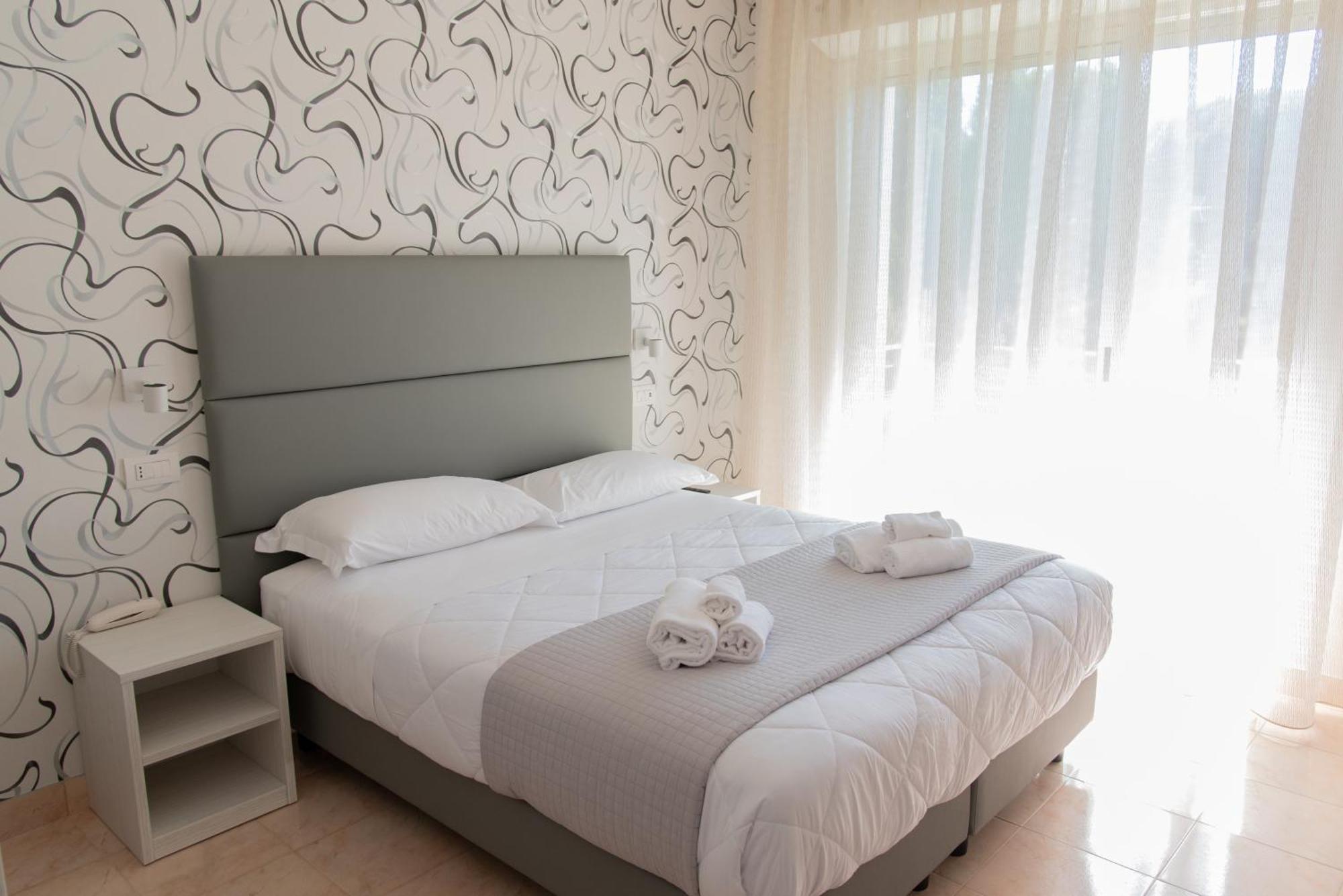 Hotel Maestri Riccione Esterno foto