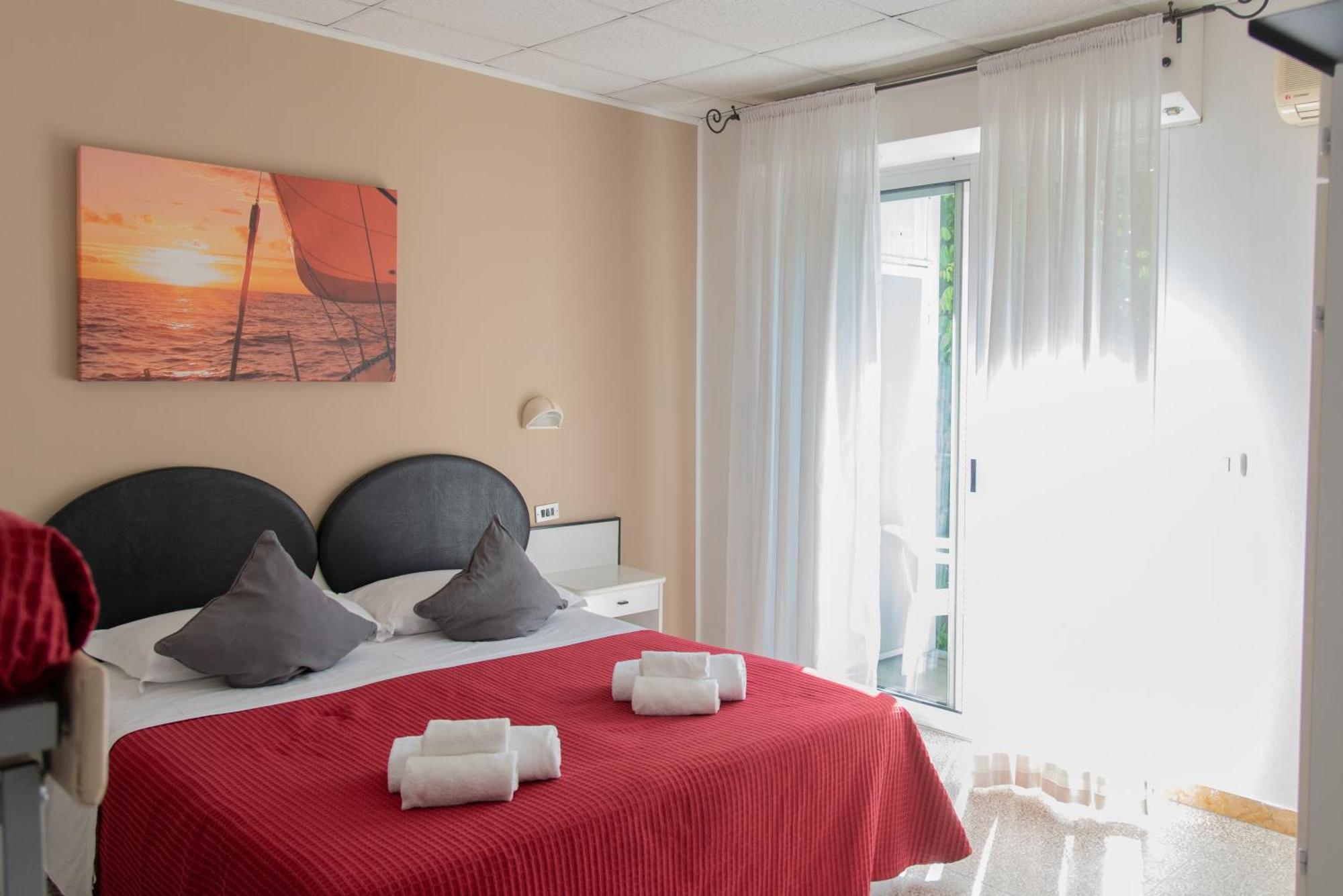 Hotel Maestri Riccione Esterno foto